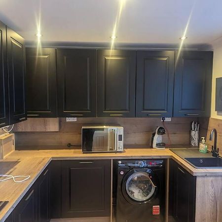 Cottage/Boutique Style - Free Parking & Wi-Fi Kingston upon Hull Exterior photo